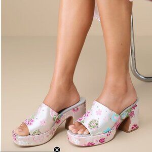 MIMI BROCADE PLATFORM SLIDE SANDALS (10)
